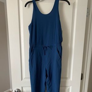 All in motion Women’s navy jumpsuit with pockets. Size S.